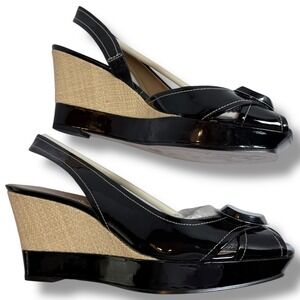 NIB Tahari Pinnacle Black Patent Leather Wedge Sandals Platform Women's Size 10M